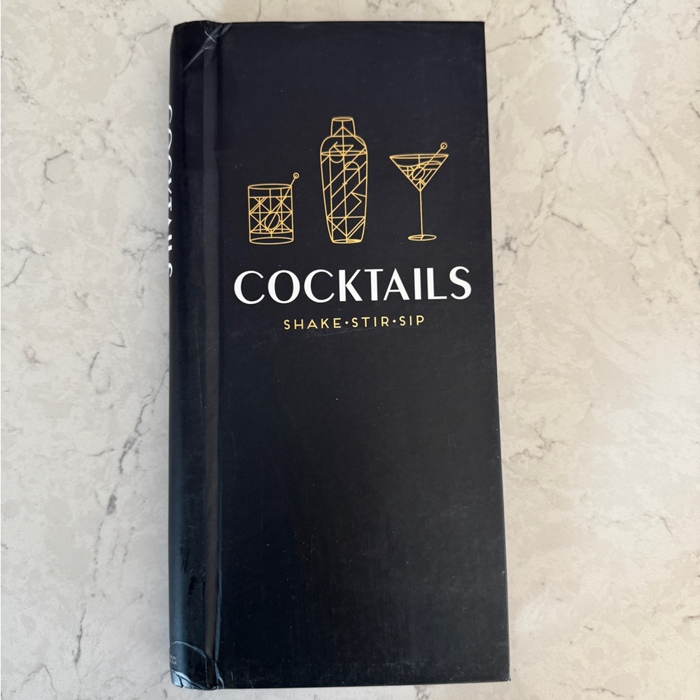 Kohl's Black and Gold Cocktail Book